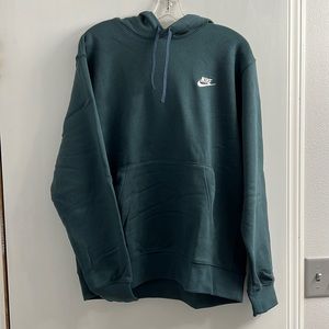 Men’s Nike sportswear club fleece hoodie | men’s large